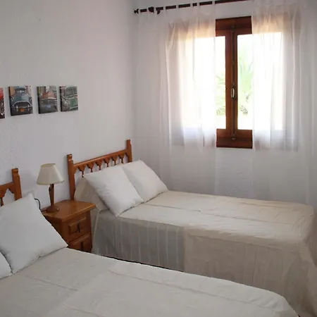 House With 3 Bedrooms In Denia, With Pool Access, Furnished Garden And