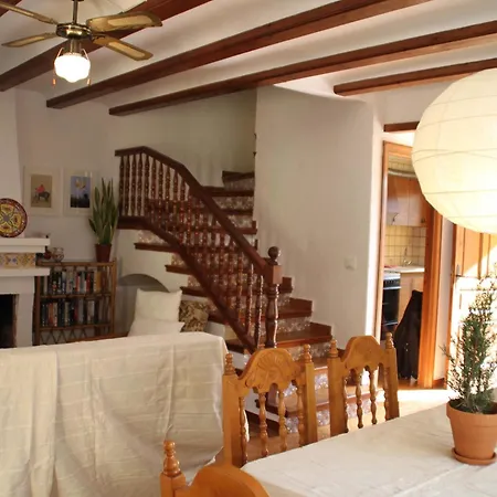 House With 3 Bedrooms In Denia, With Pool Access, Furnished Garden And *